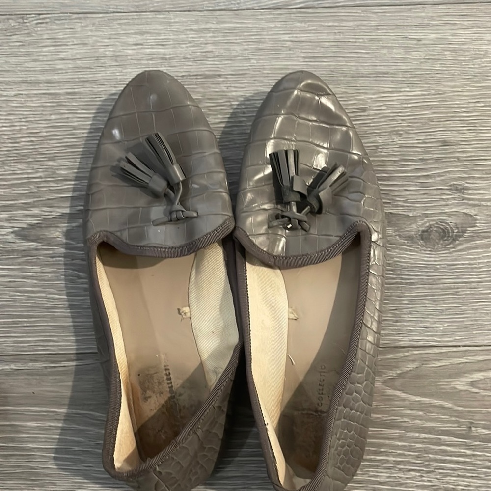 Beautiful Zara tassel loafers